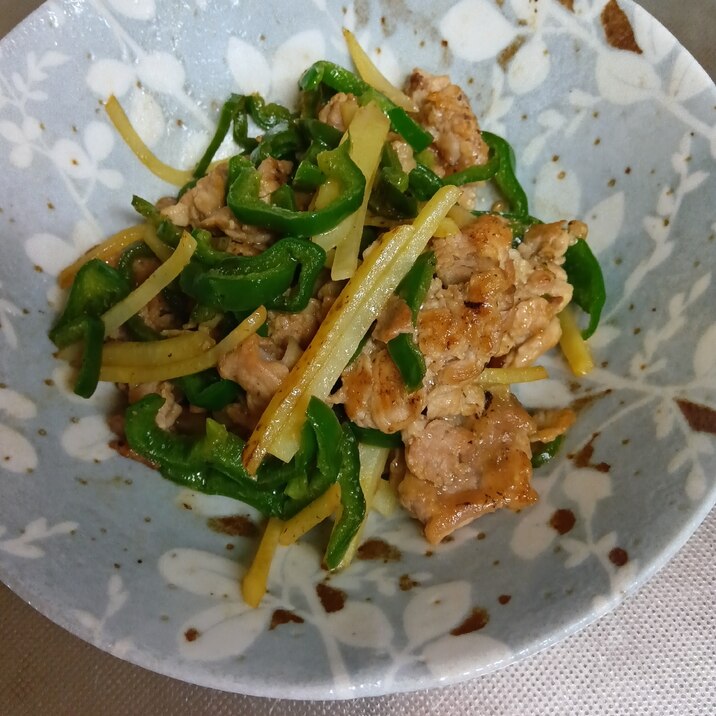 豚肉 ピーマン じゃがいもの細切り炒め